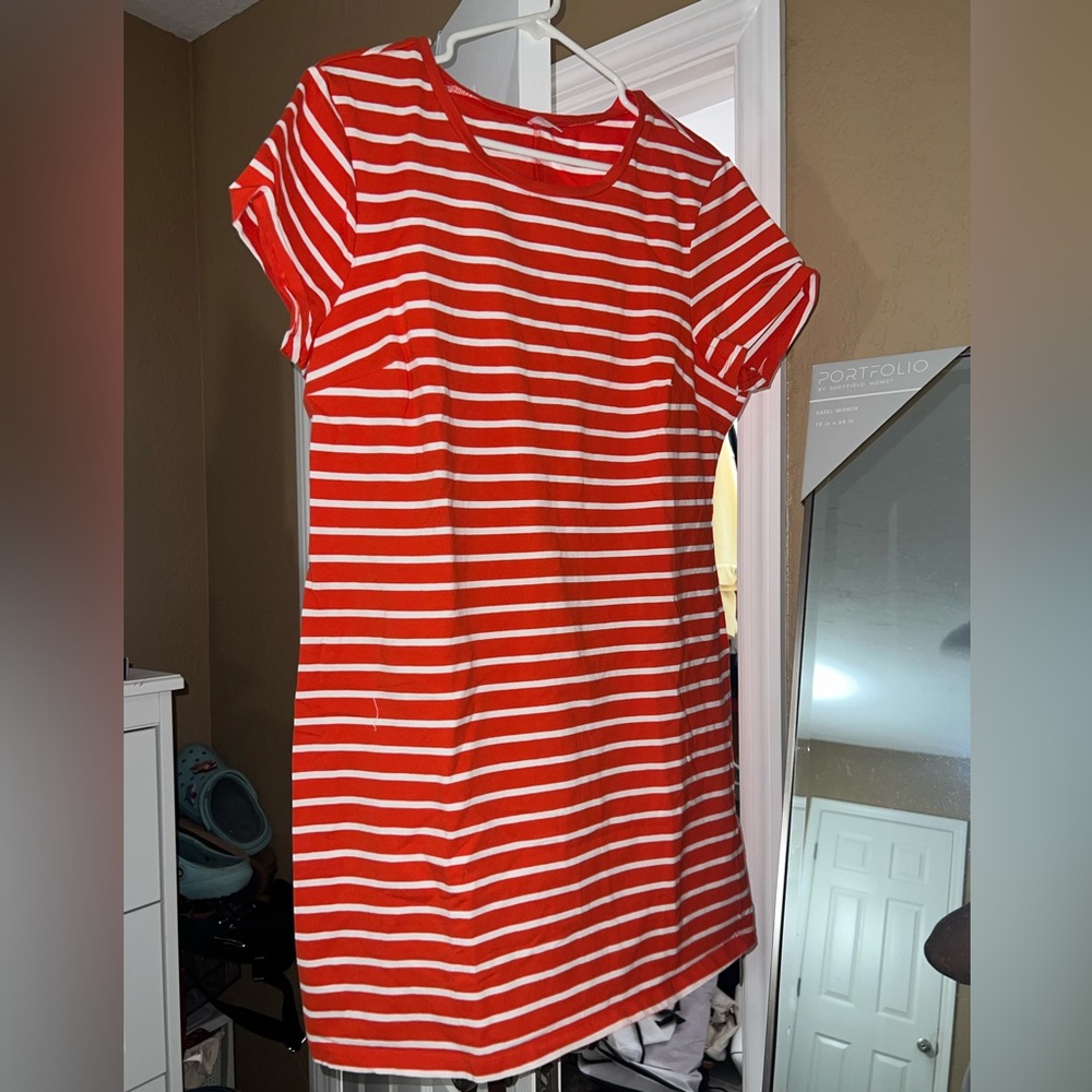 Old Navy | Orange and white striped dresss